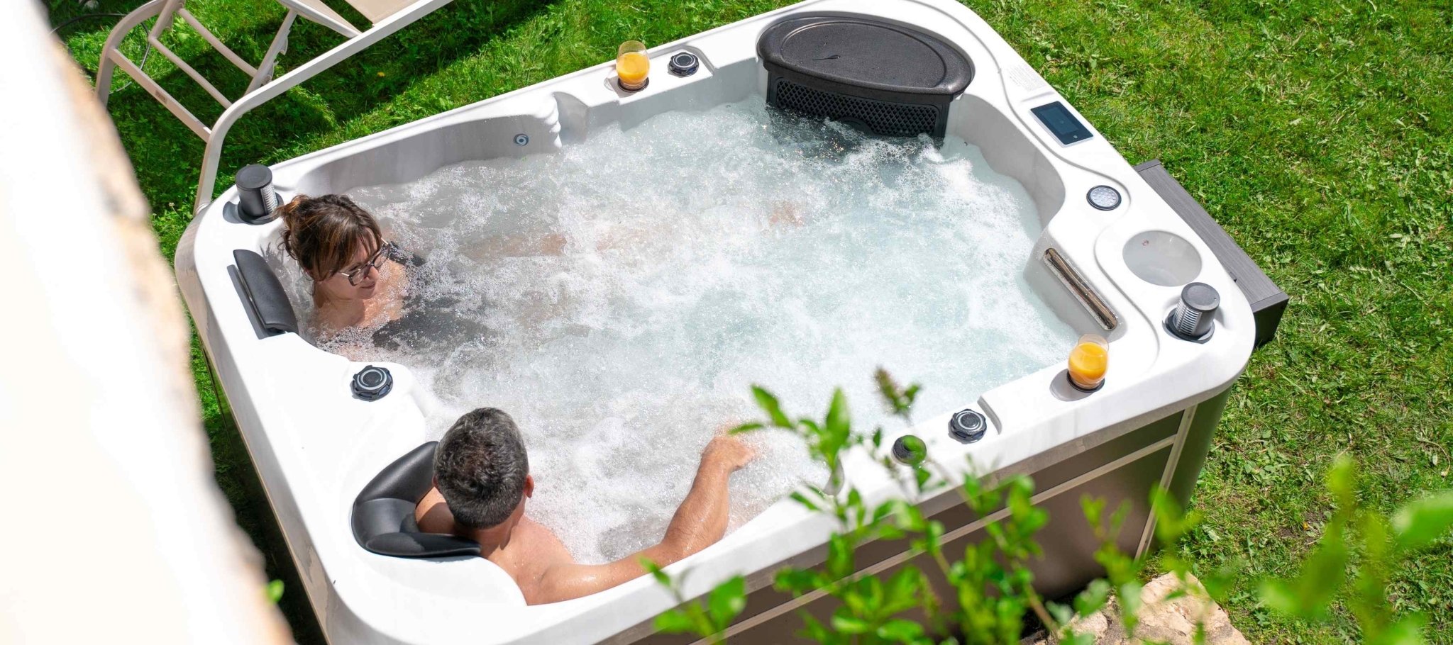 Hydrothérapie : comment profiter des bienfaits de l’eau chez soi et en cure ? - Quality Spa