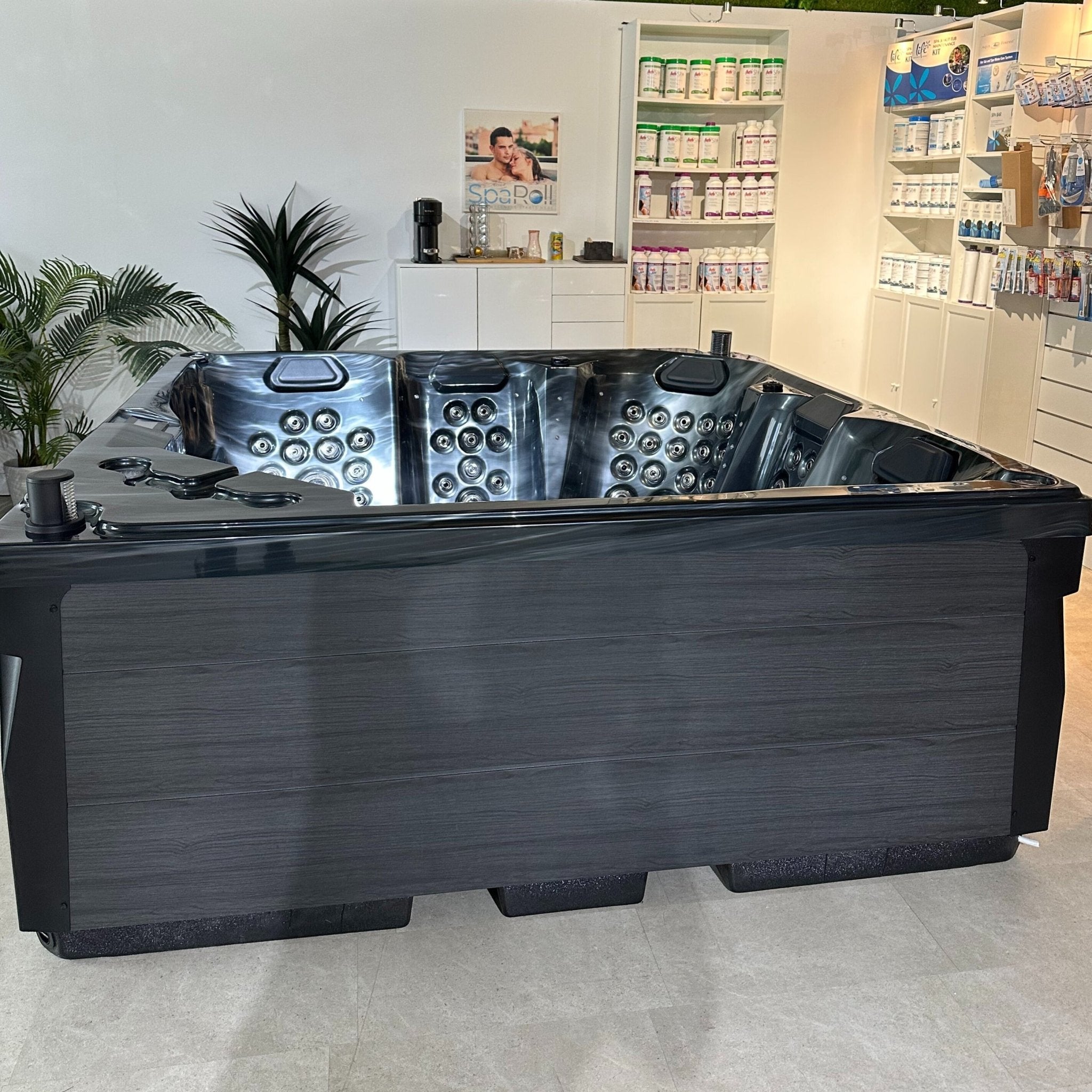 Spa 5 places Nuxia - Offre de destockage limitée - Quality Spa