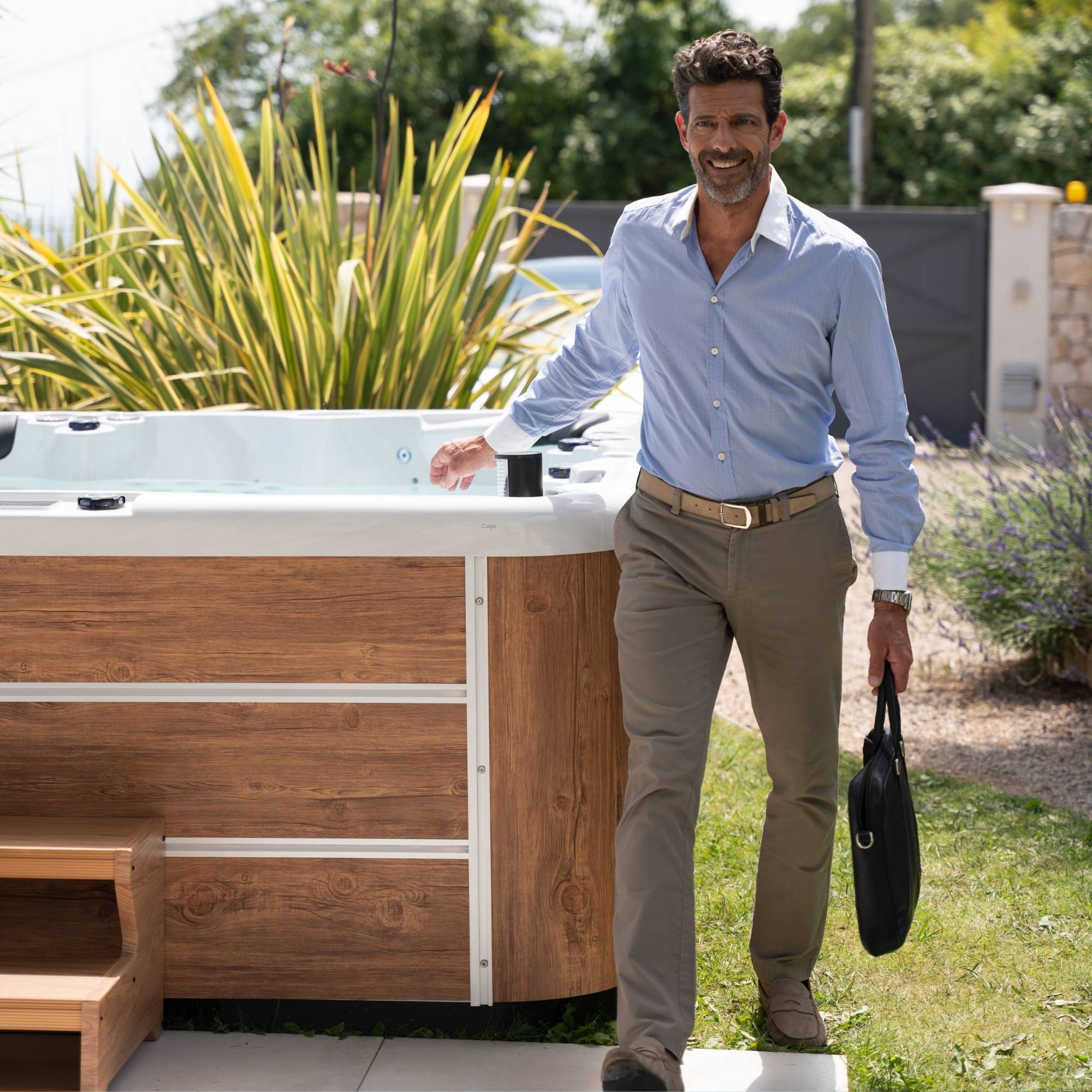 Spa 5 places Utopia Intense - Meilleur Prix - Quality Spa