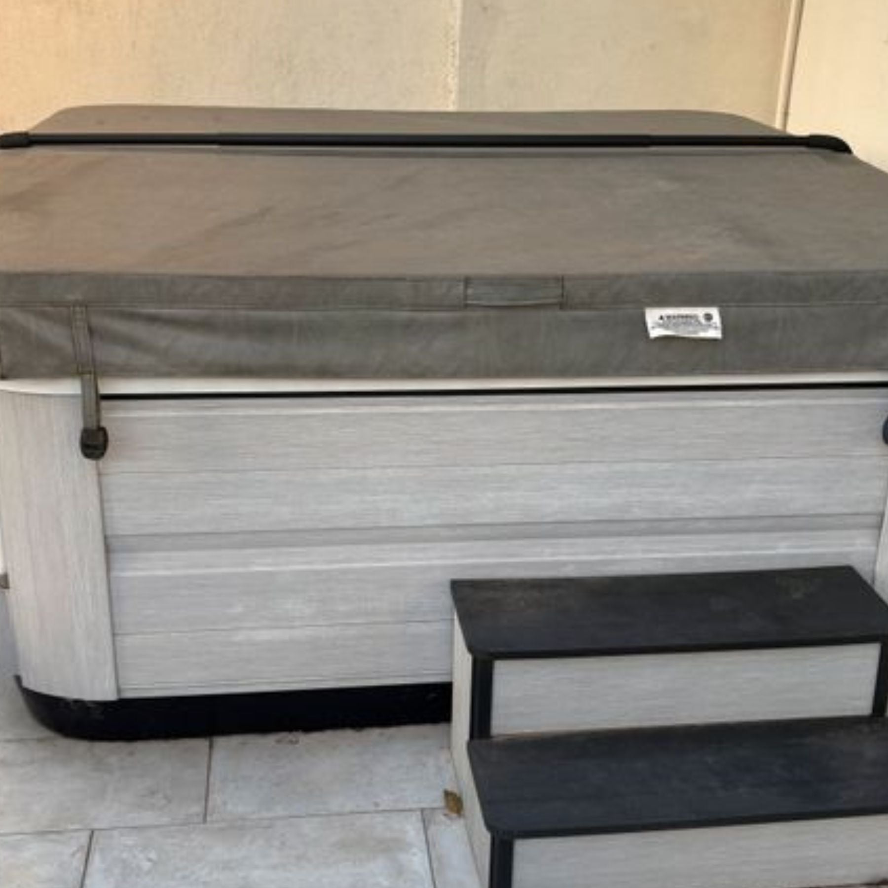 Jacuzzi 5 places J335 - Offre reconditionné - Quality Spa