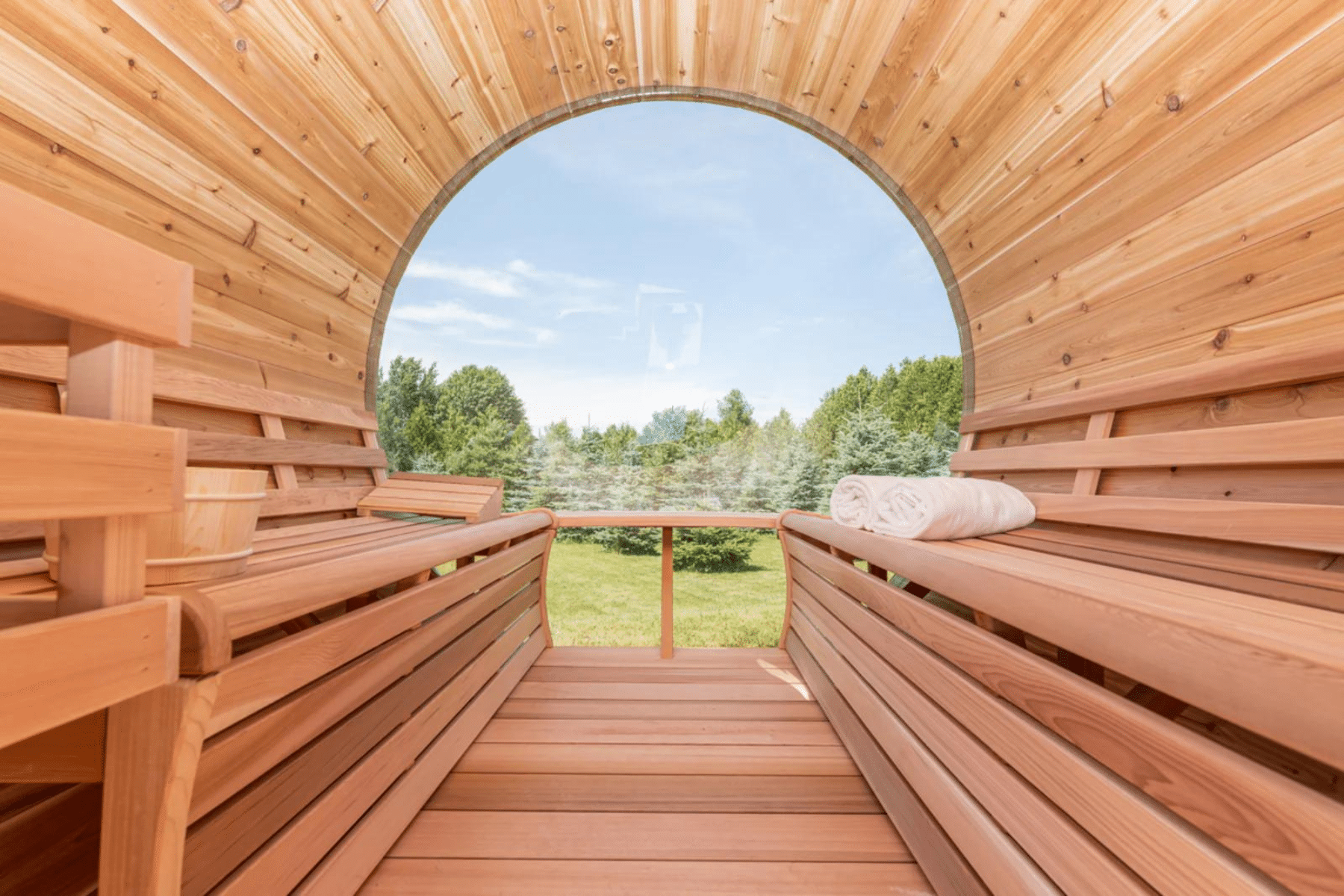 Sauna Tonneau 240x180cm avec vue panoramique - Quality Spa