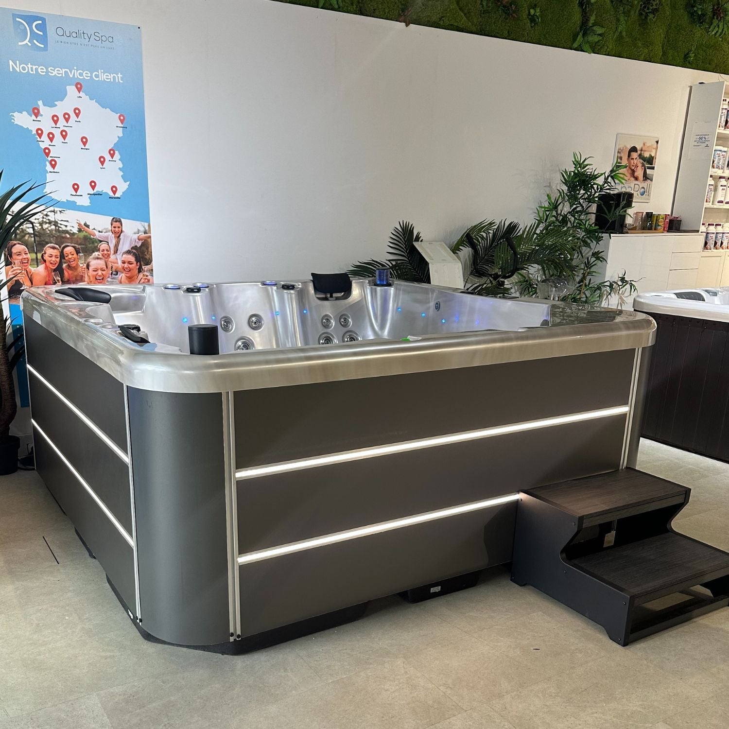 Spa 5 places Utopia Série Intense - Offre reconditionné - Quality Spa